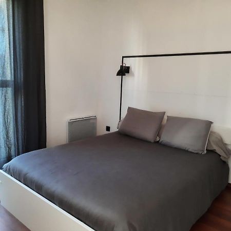 Ty Nevet - Appartement Avec Balcon Et Parking Prive カンペール エクステリア 写真